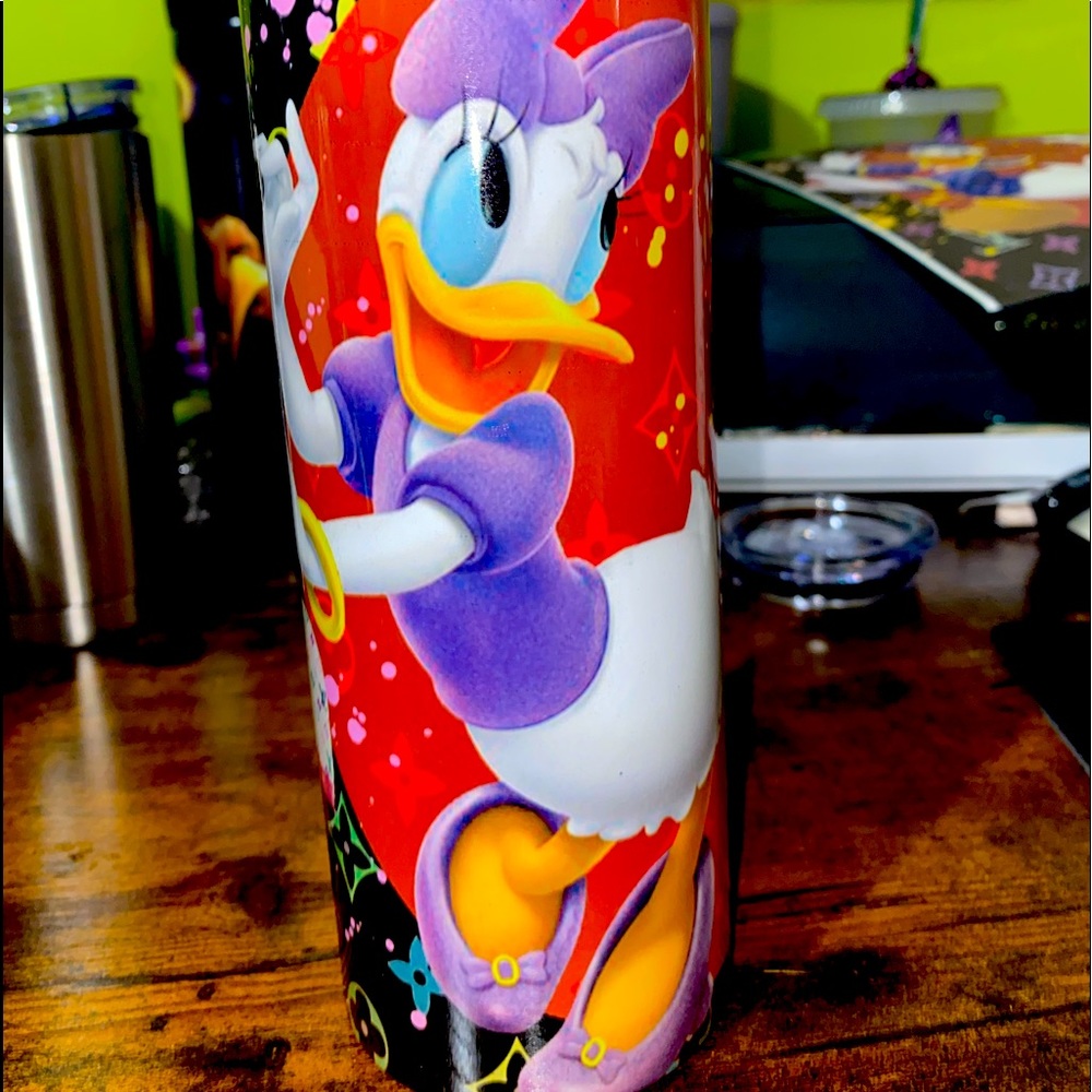 20 oz Tumbler can be personalized, any  characters, for hot and cold drinks